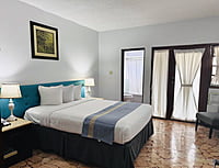 Standard Room1