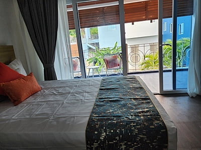 Standard King Room
